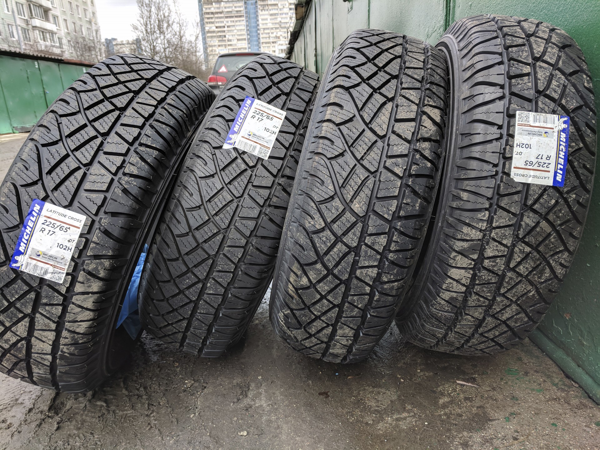 265 60 R18 MICHELIN LATITUDE 2本セット ミシュラン（4本セット